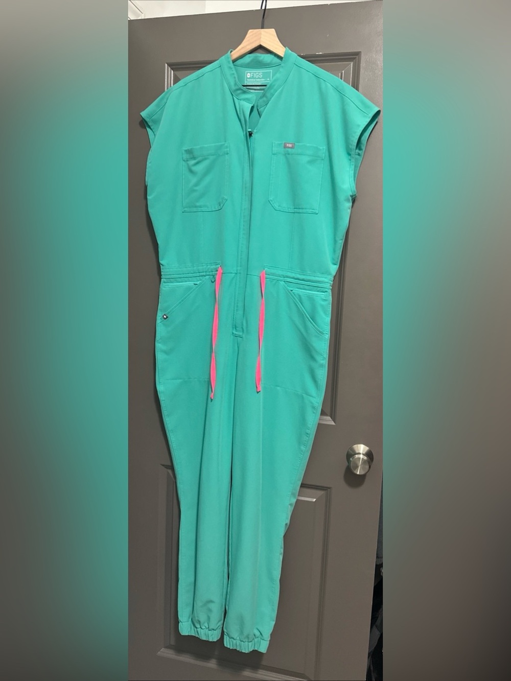 Figs Women Size XL Technical Collection Rafaela Jogger Scrub Jumpsuit #1001889R - Picture 2 of 16